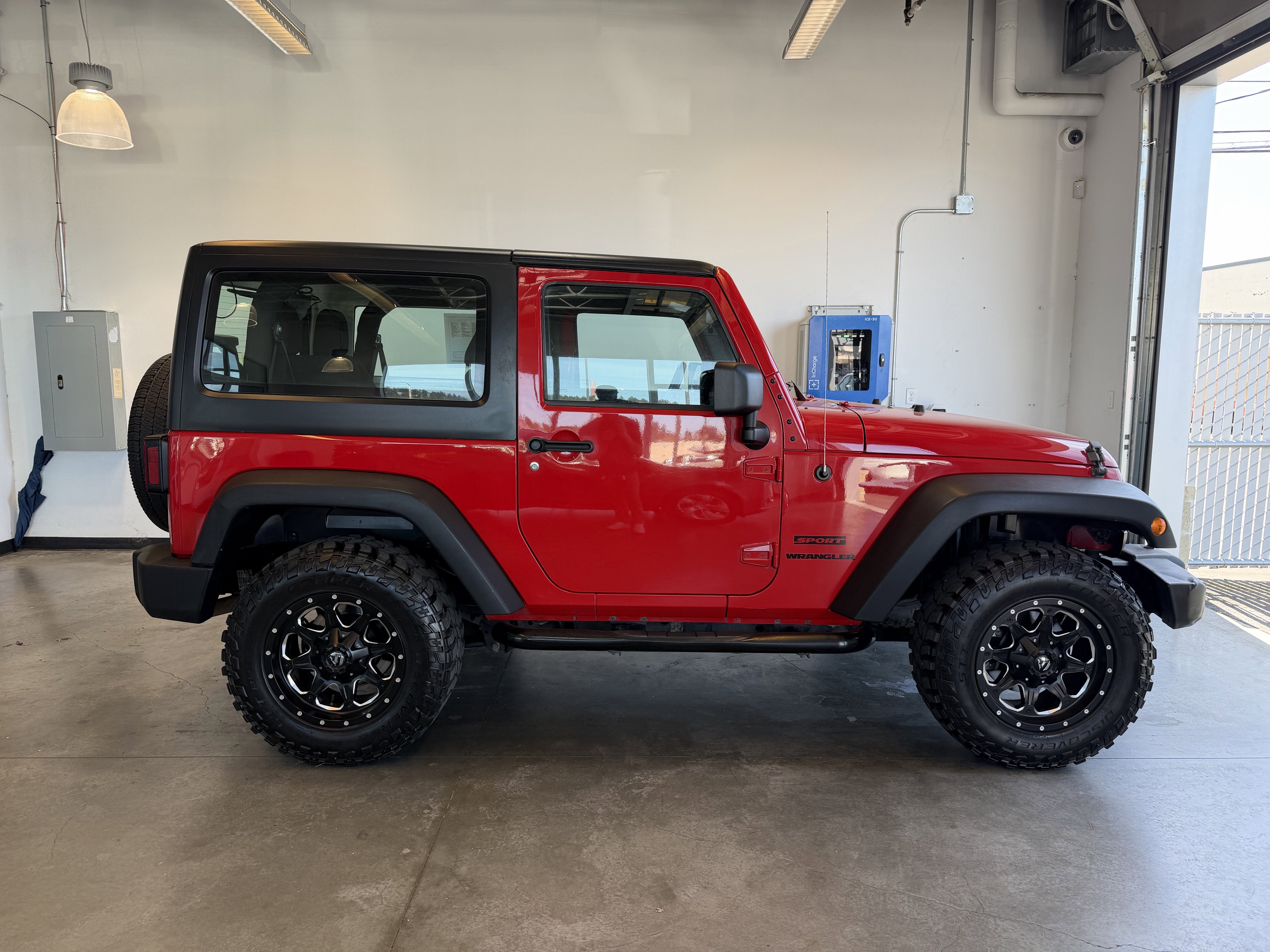 Used 2014 Jeep Wrangler Sport with VIN 1C4AJWAG3EL129646 for sale in Longview, WA