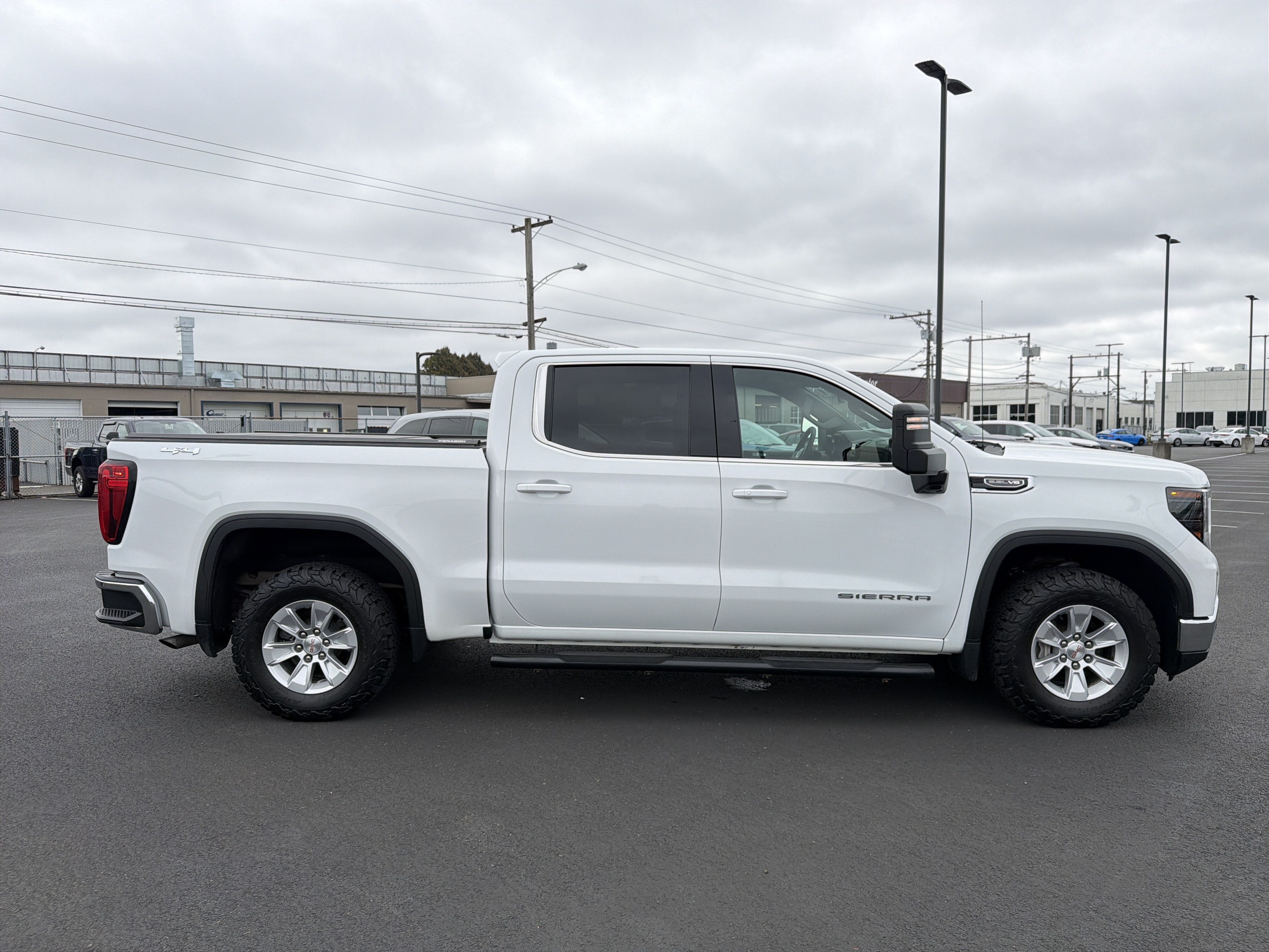 2022 GMC Sierra 1500 SLE