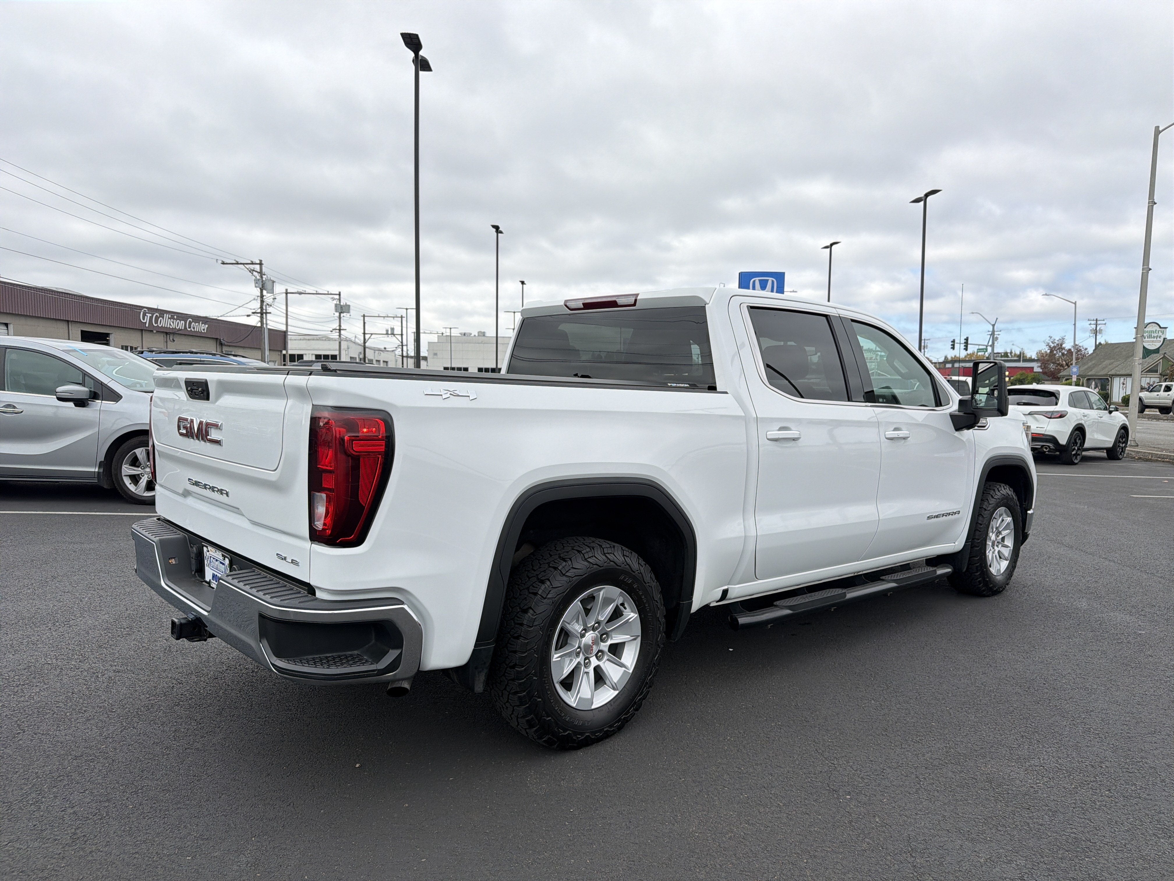 2022 GMC Sierra 1500 SLE