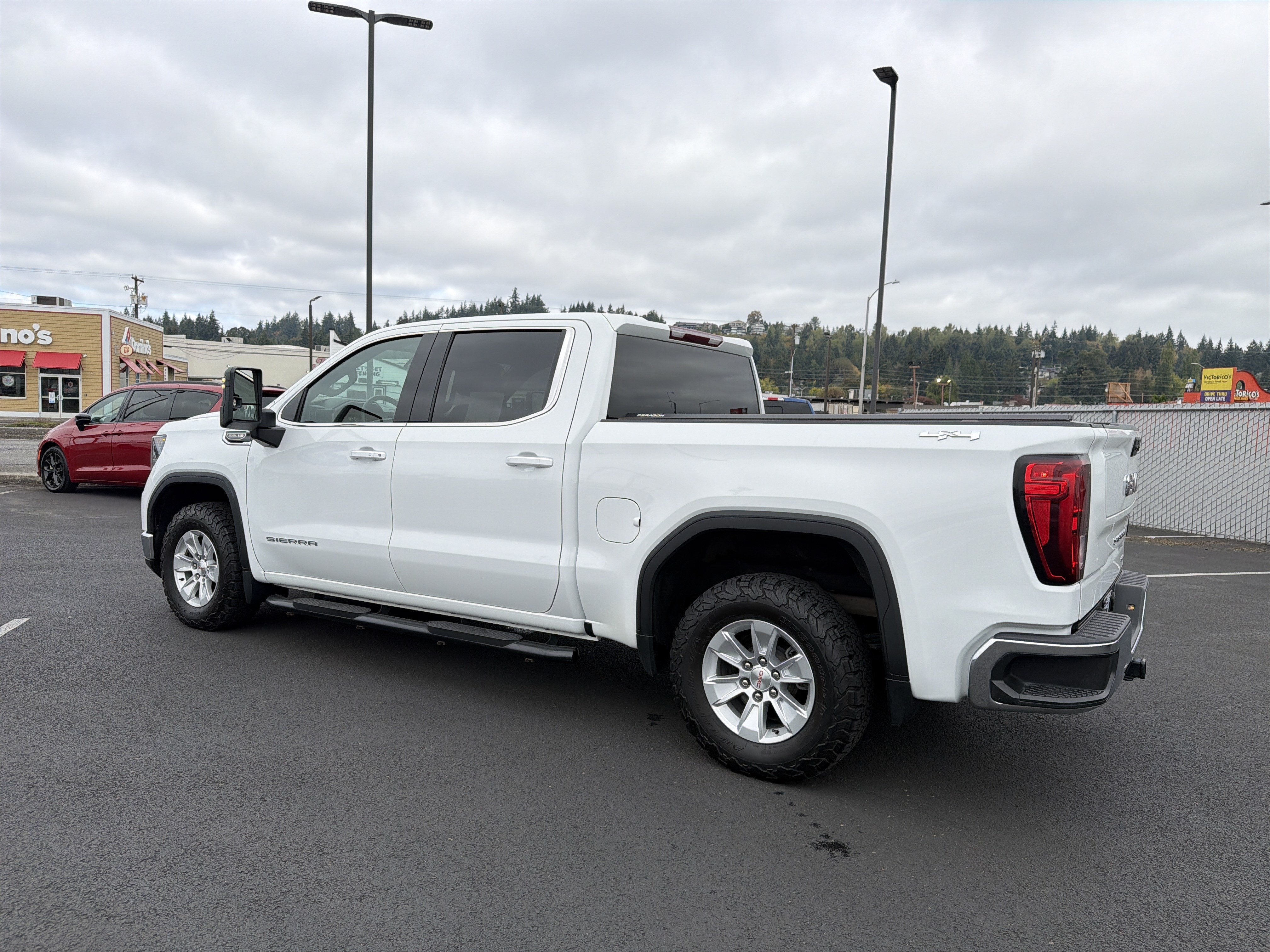 2022 GMC Sierra 1500 SLE