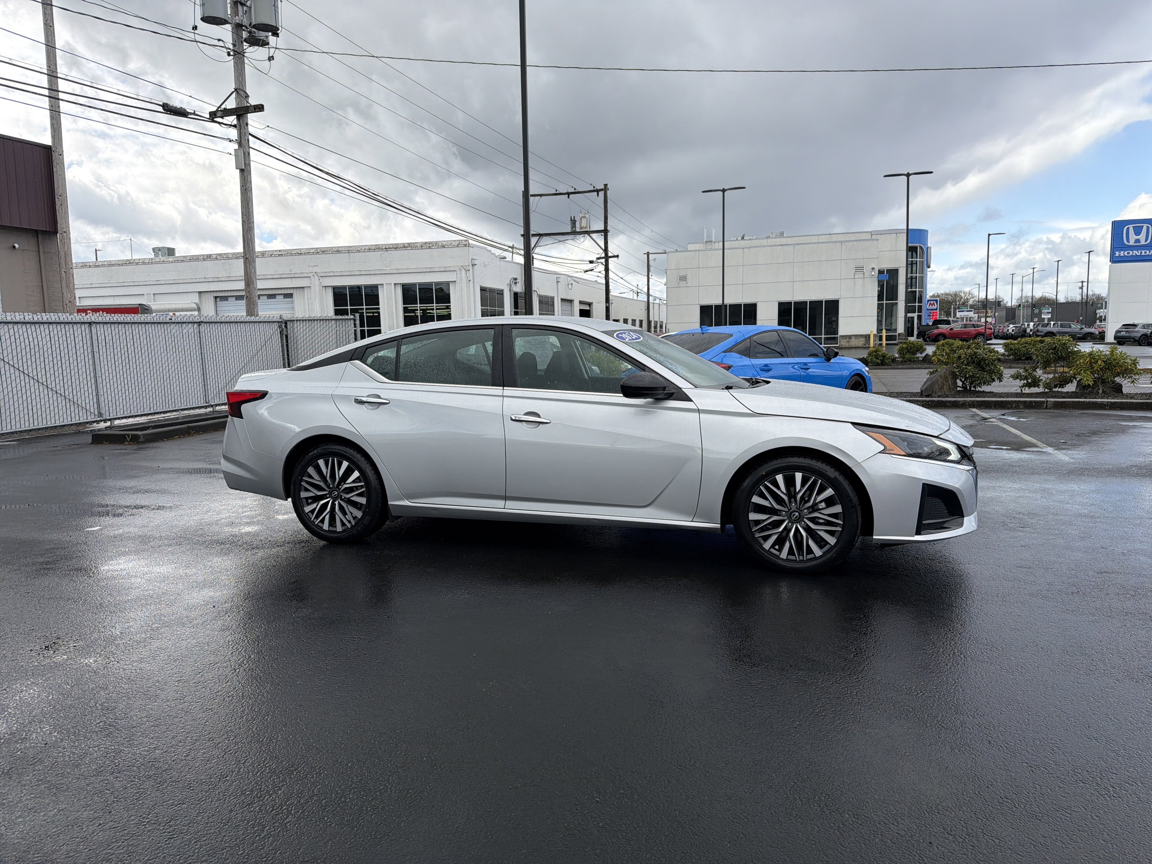 2024 Nissan Altima 2.5 SV