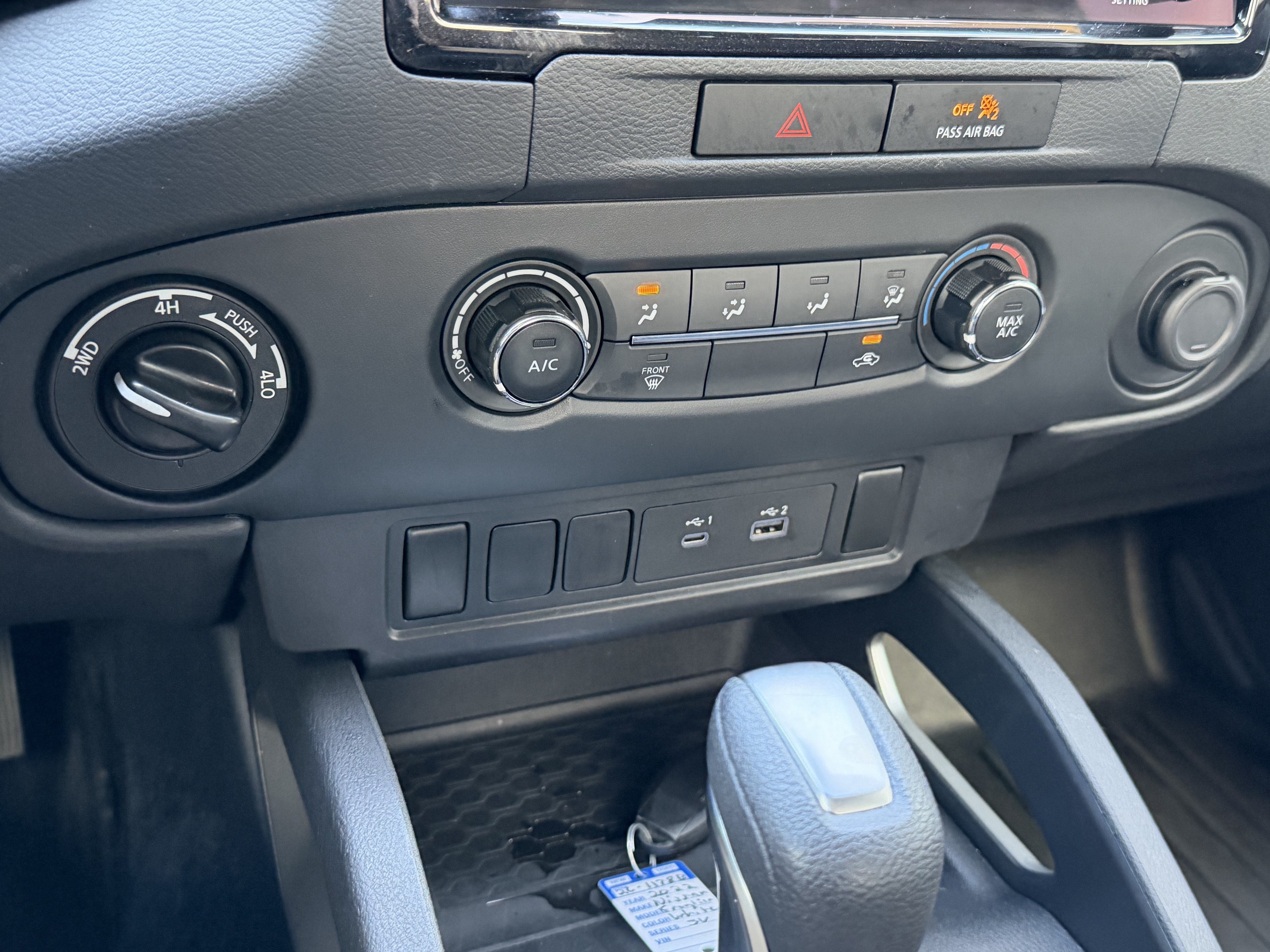 2022 Nissan Frontier SV