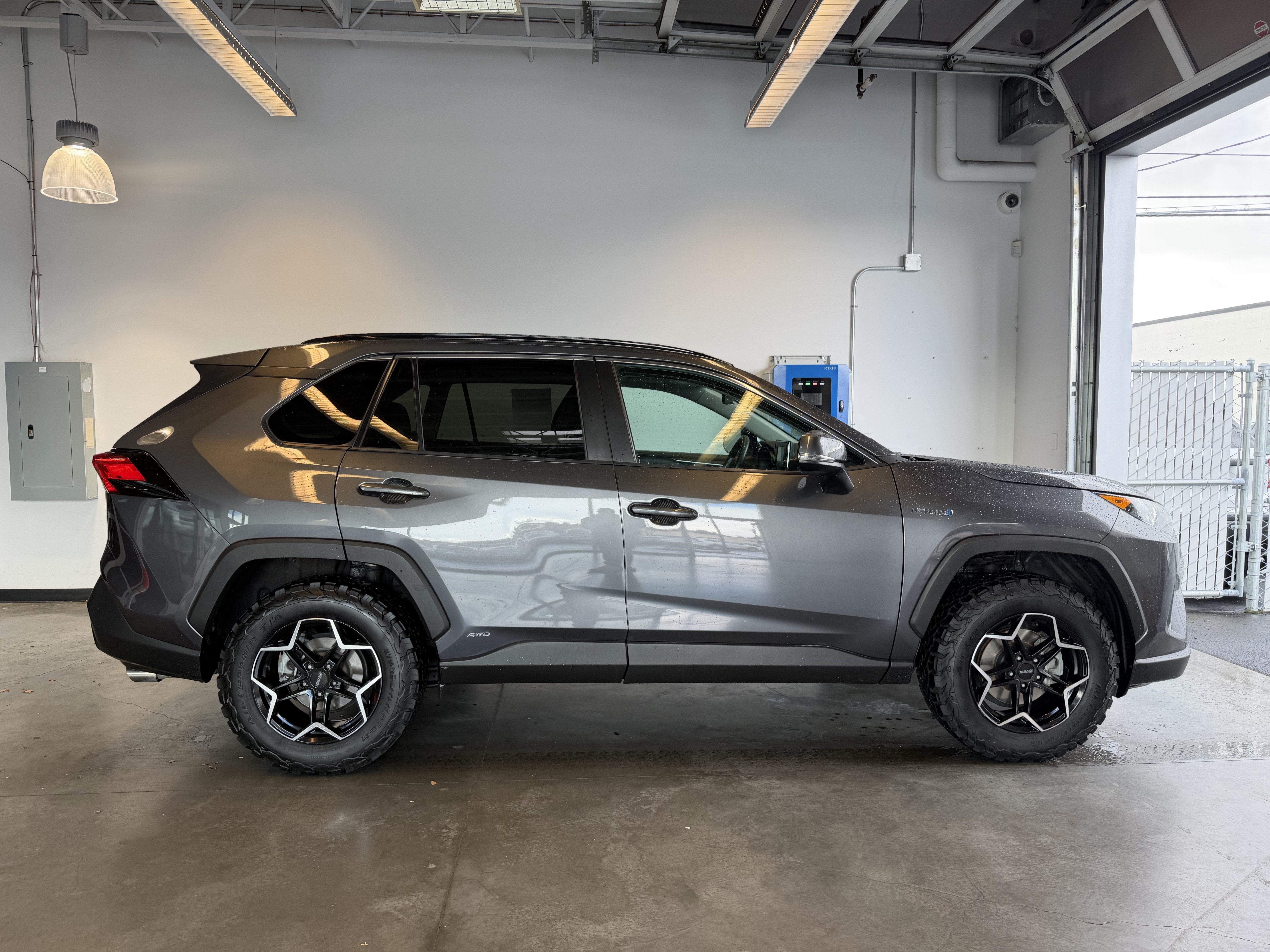 2019 Toyota RAV4 Hybrid LE