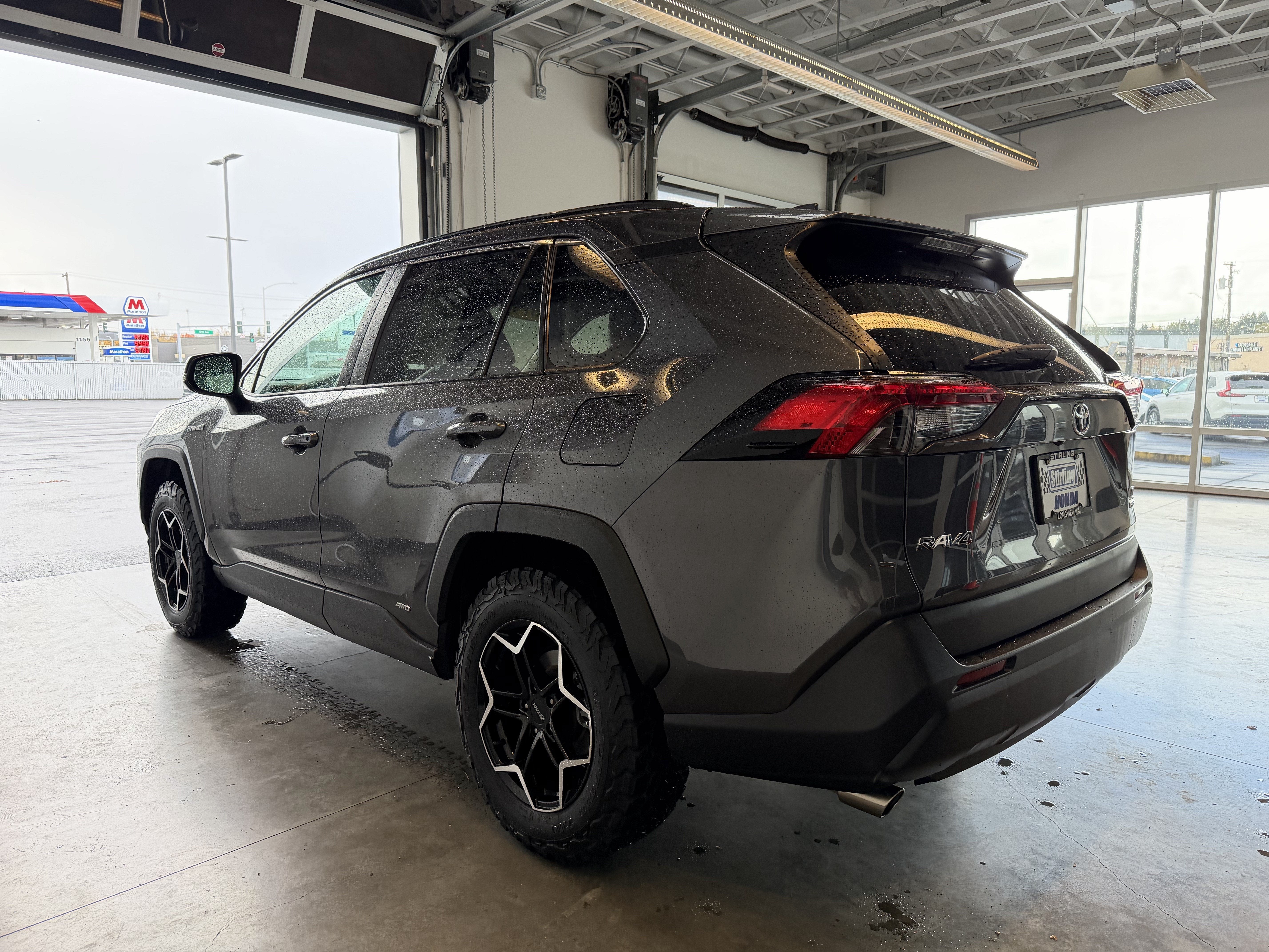 2019 Toyota RAV4 Hybrid LE