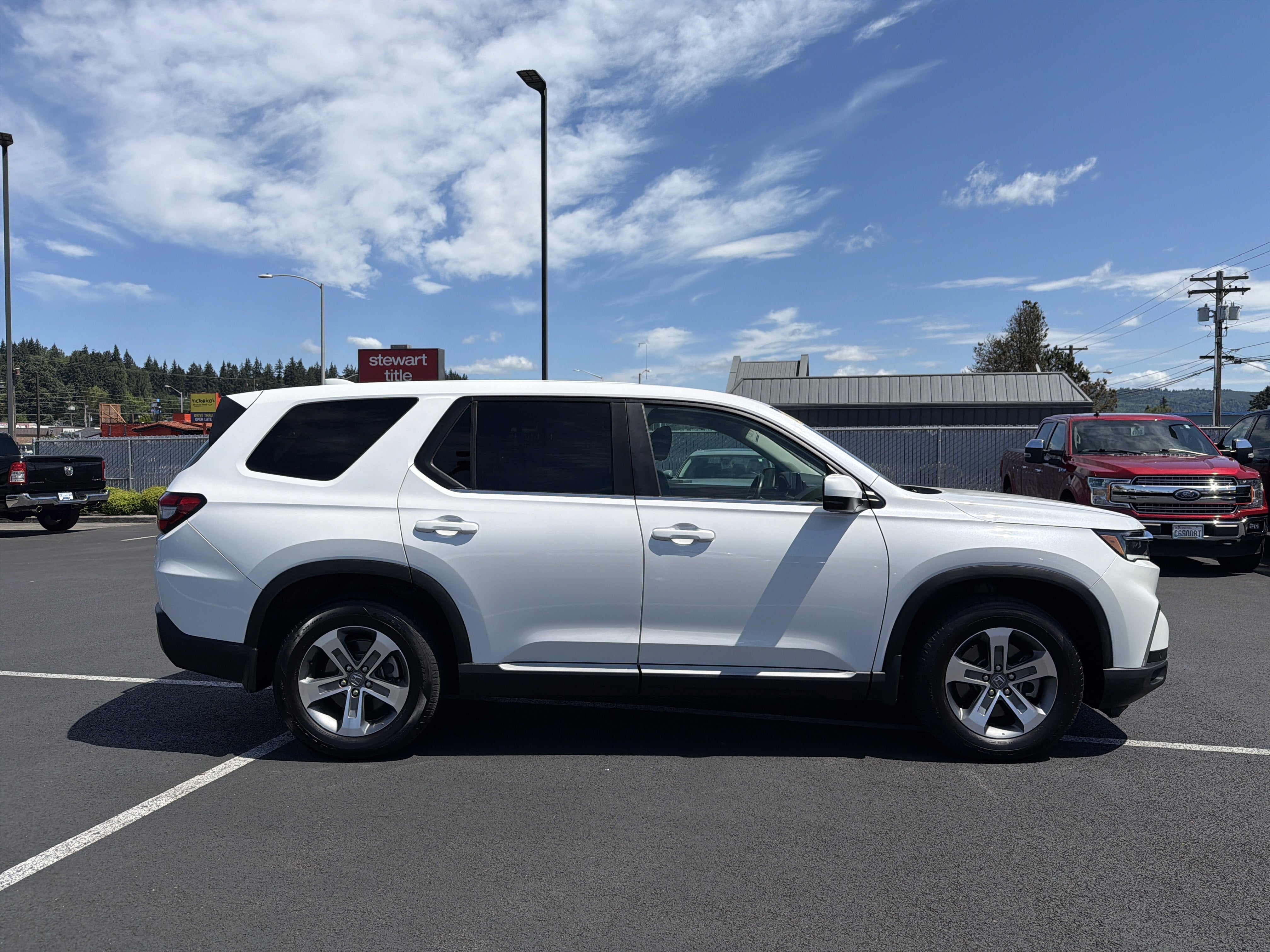 2023 Honda Pilot EX-L 8 Passenger