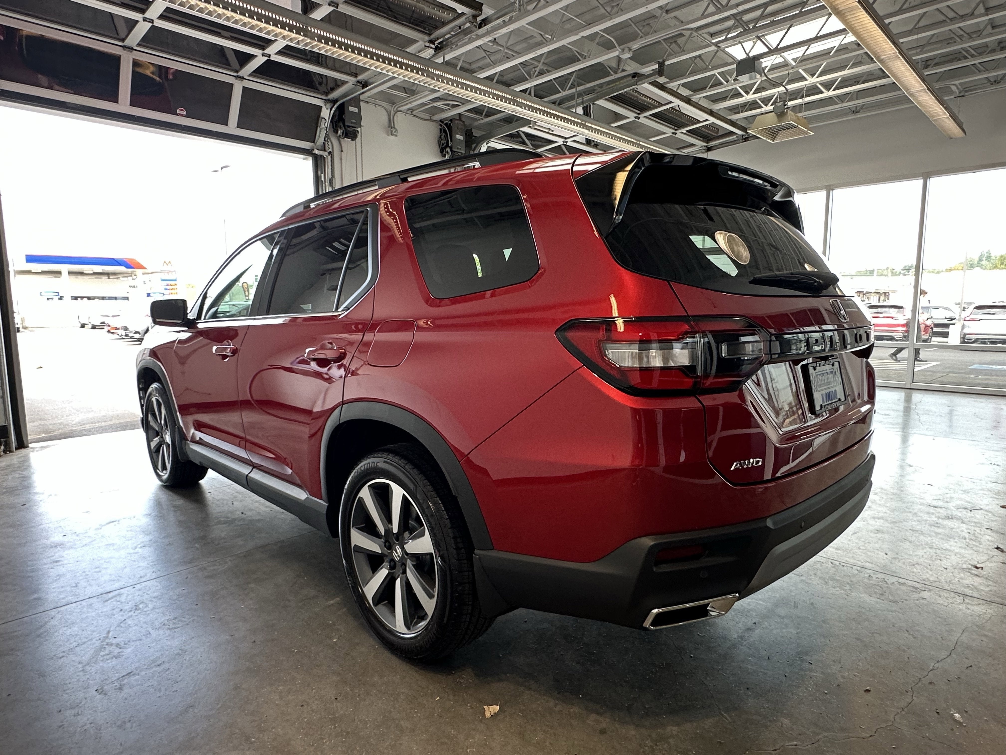 2025 Honda Pilot Touring