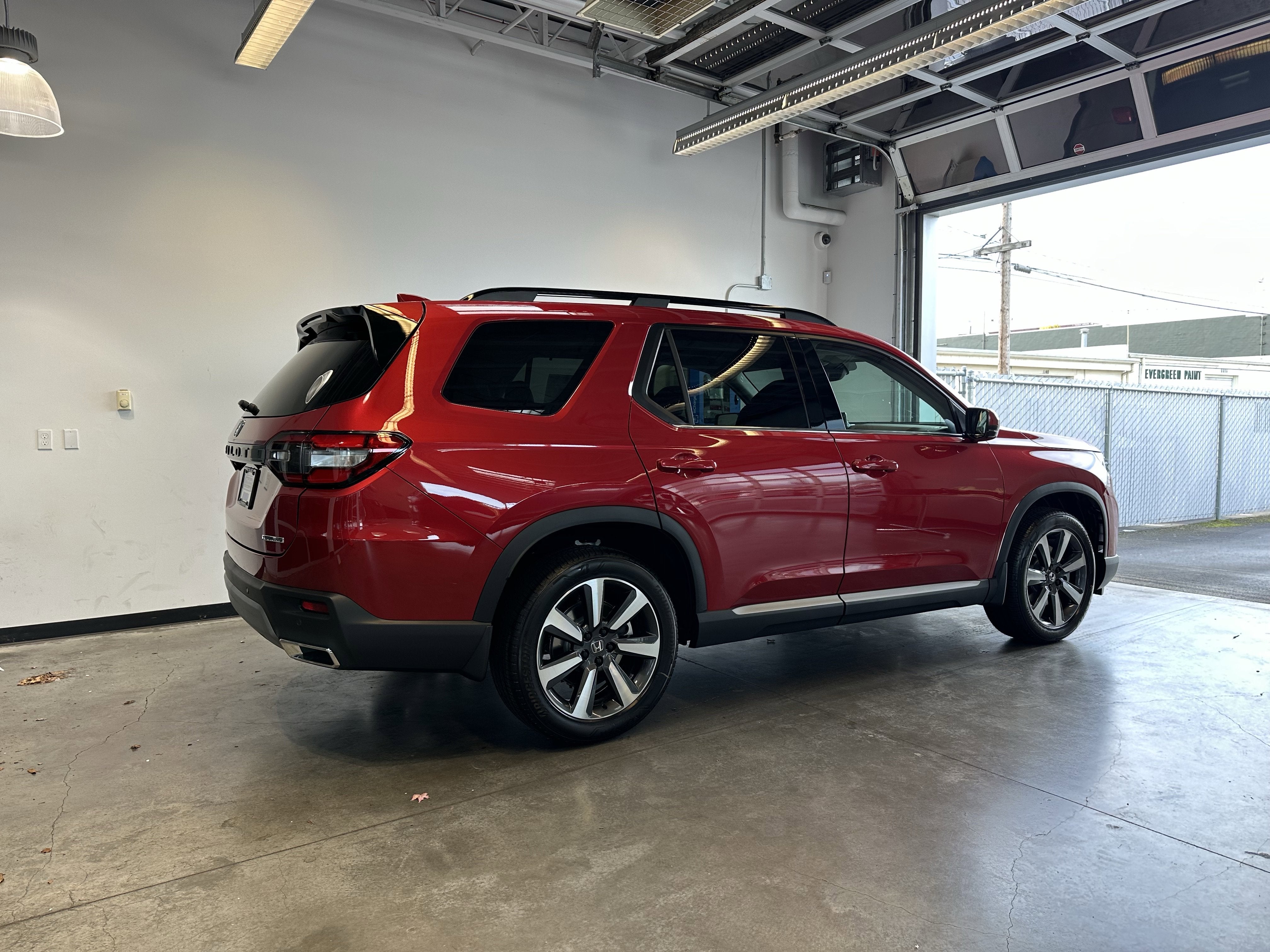 2025 Honda Pilot Touring