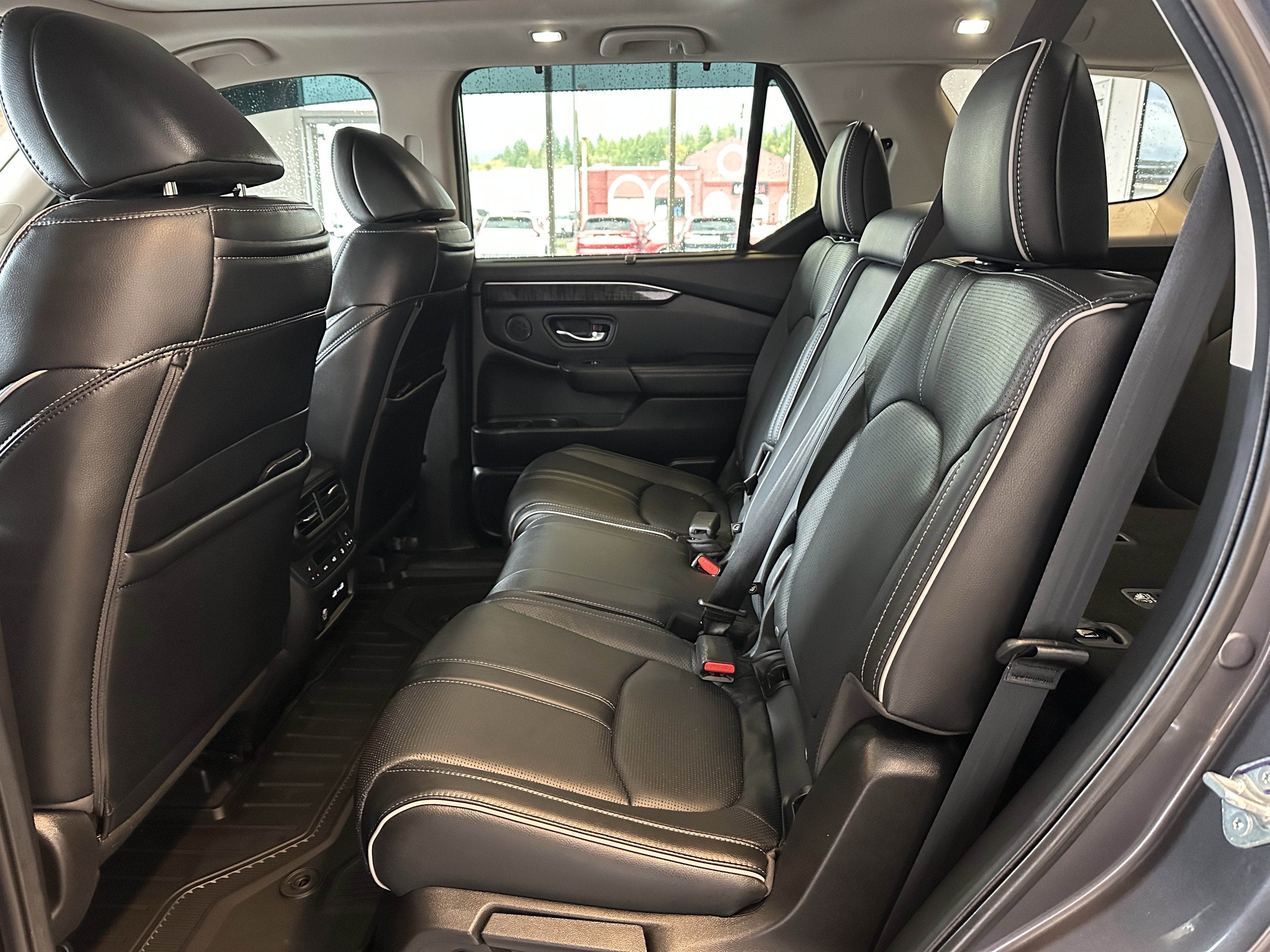 2023 Honda Pilot Elite