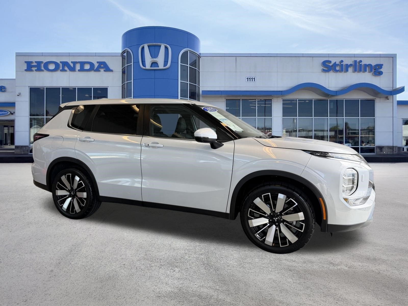 2025 Mitsubishi Outlander
