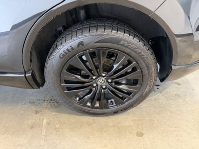 2024 Toyota Venza Nightshade